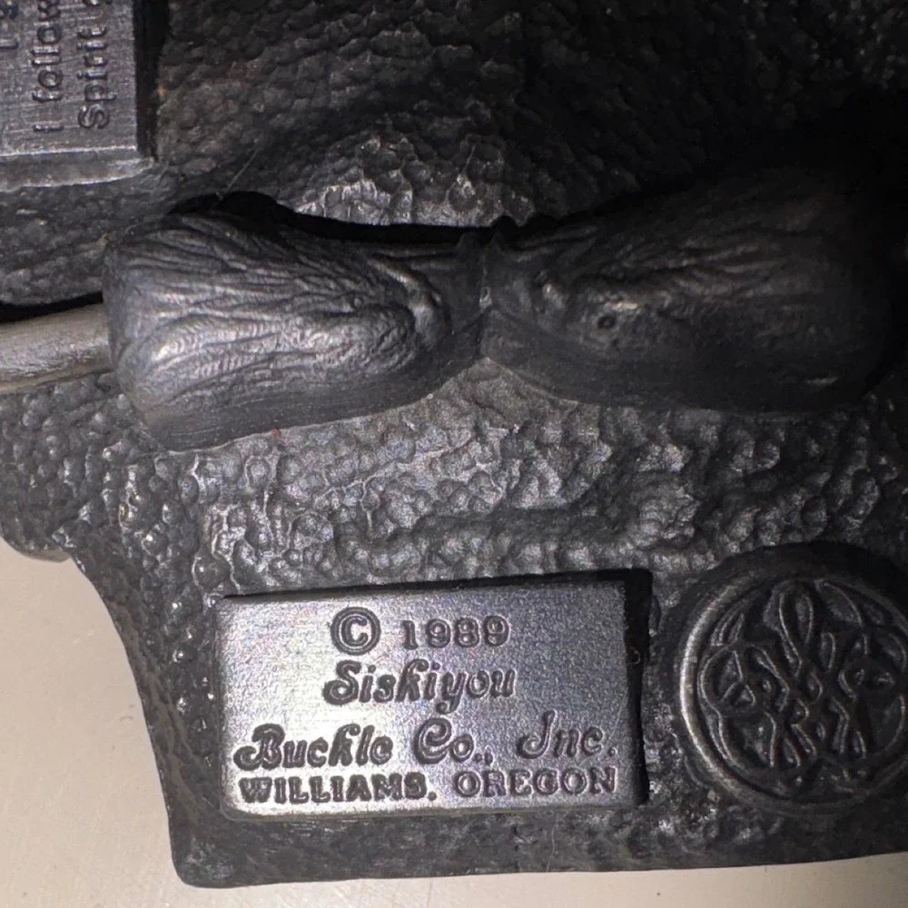 Vintage Siskiyou Belt Buckle Western Buffalo Eagle Native Spirit Made USA - Picture 4 of 4